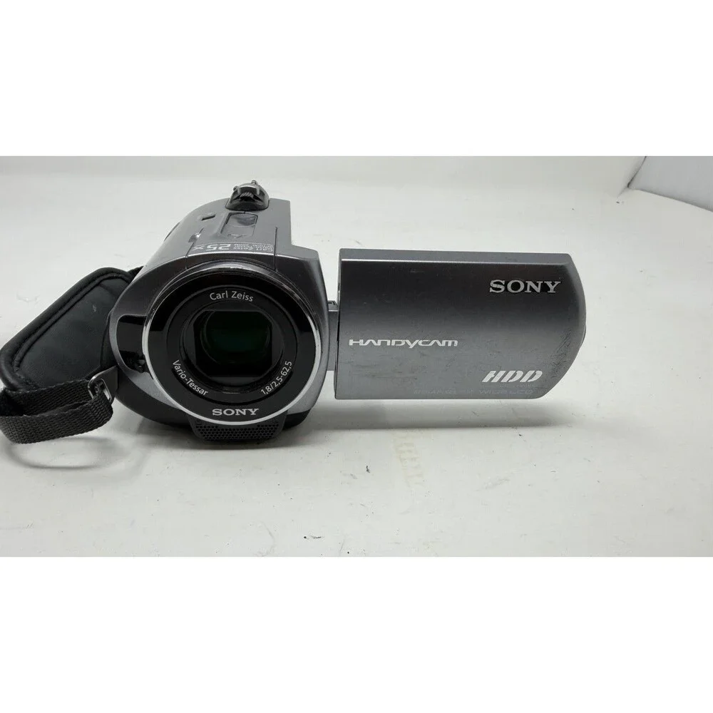 Sony DCR-SR62 Standard Definition Camcorder (Silver) 30GB HDD, Nightshot Mode
